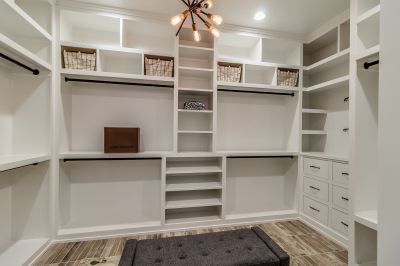 Walk-In Closet Installation Design Trends